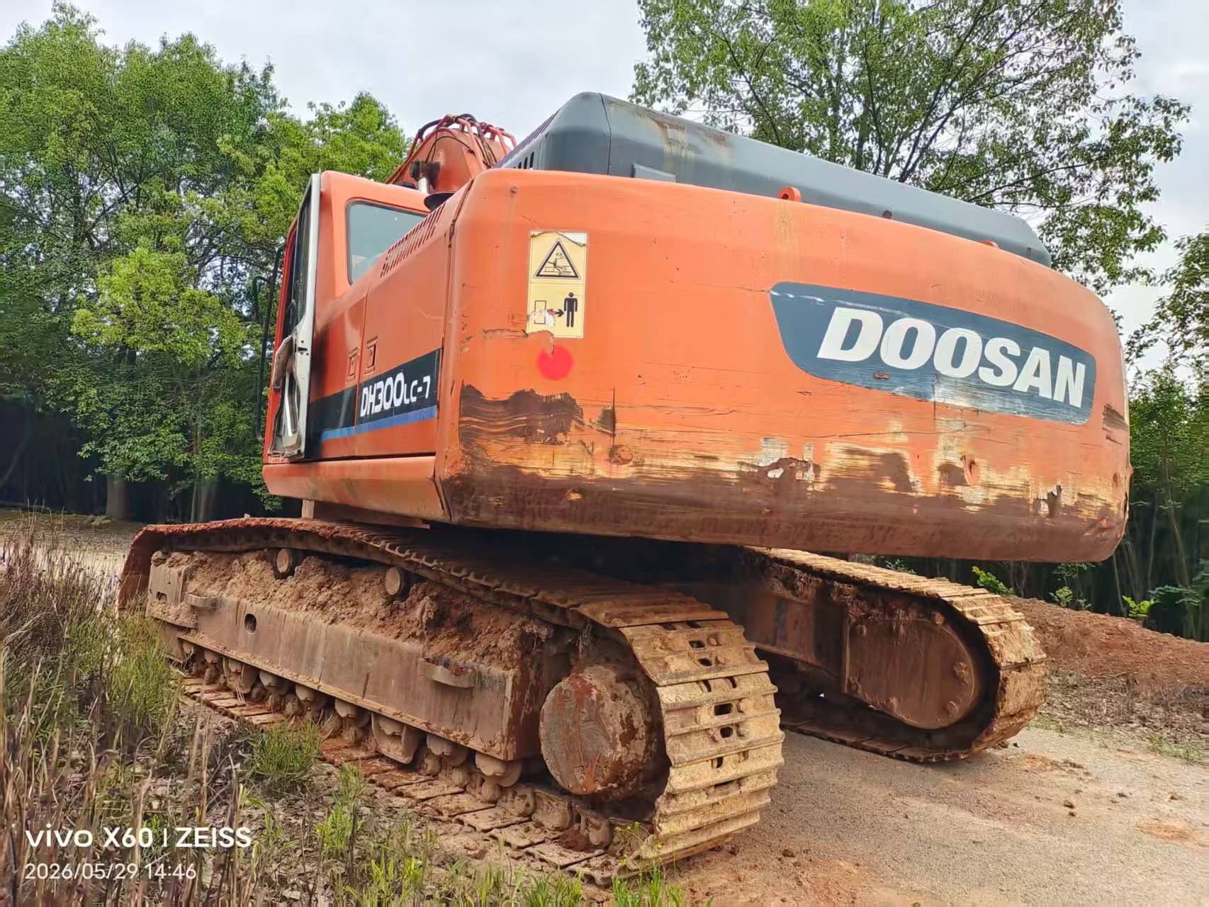 Buy Doosan DH300-7 Used Excavator / 2