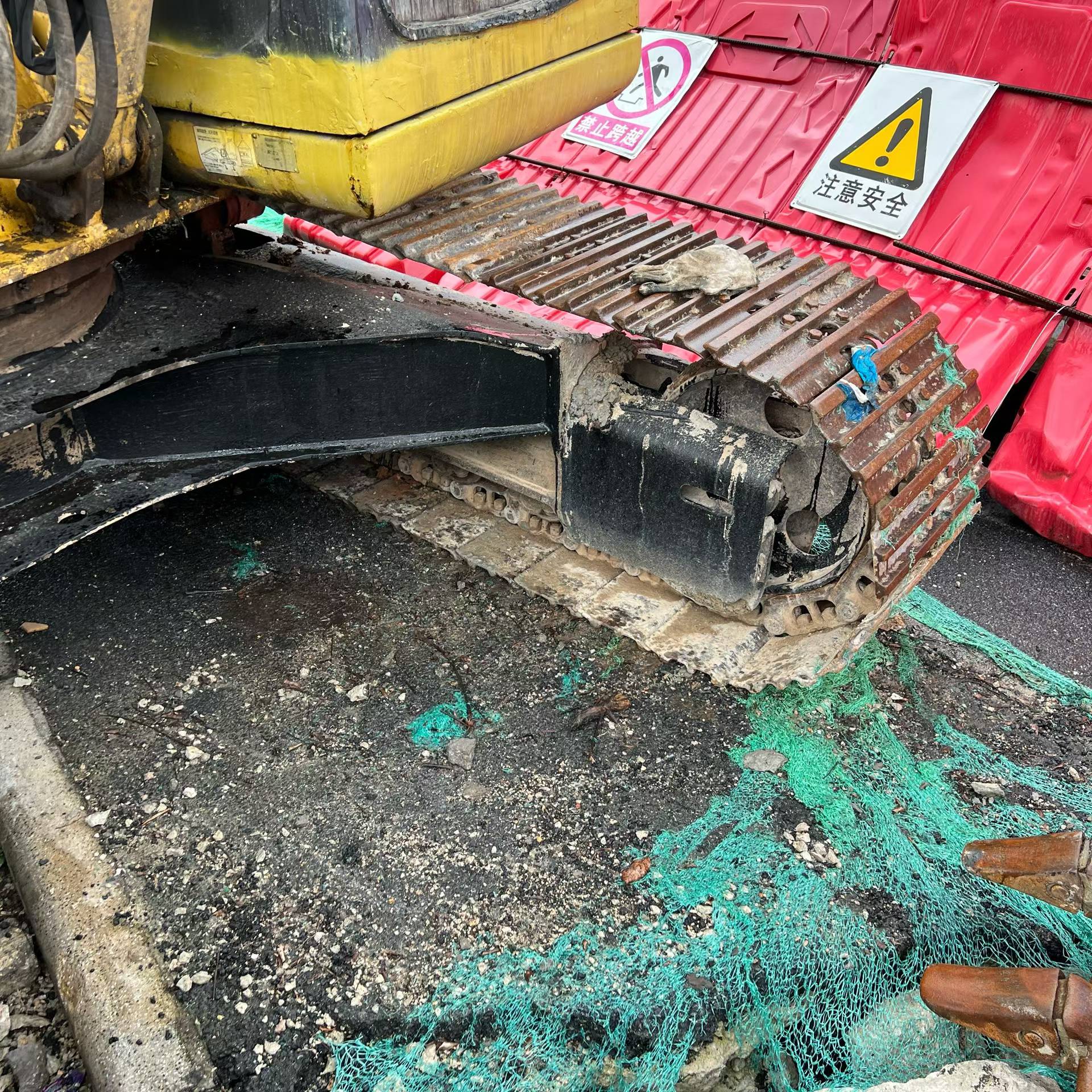 Buy Komatsu PC120-6E Used Excavator / 5