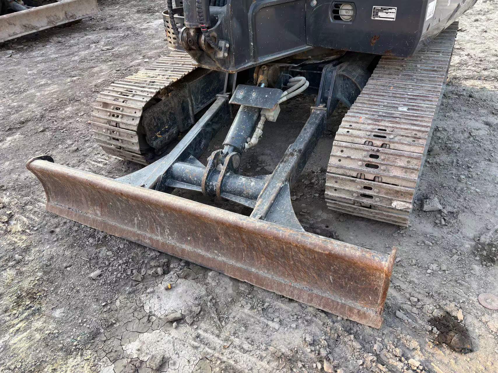 Buy XCMG LW60G Used Excavator / 9