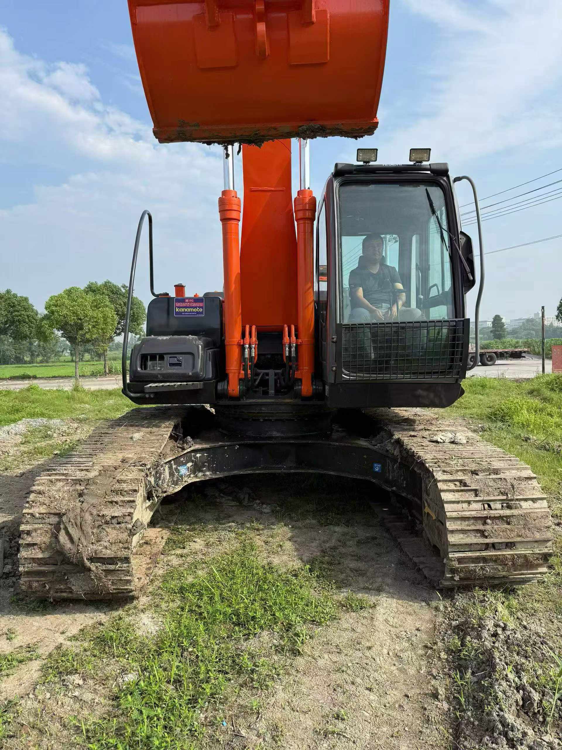 Buy Hitachi ZX210LC-3G Used Excavator / 5 Buy Hitachi ZX210LC-3G Used Excavator / 5