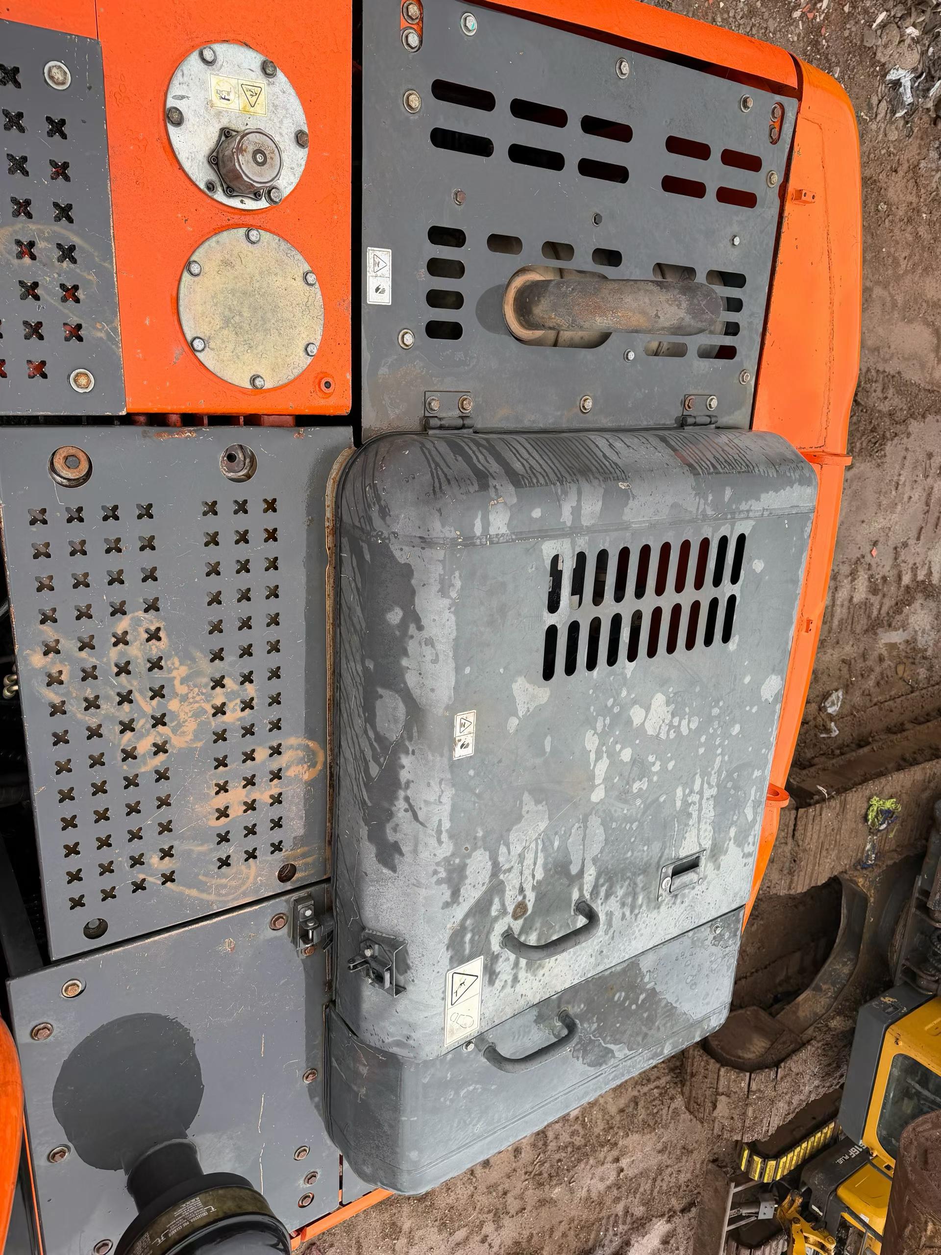 Buy Doosan DH220 Used Excavator / 6