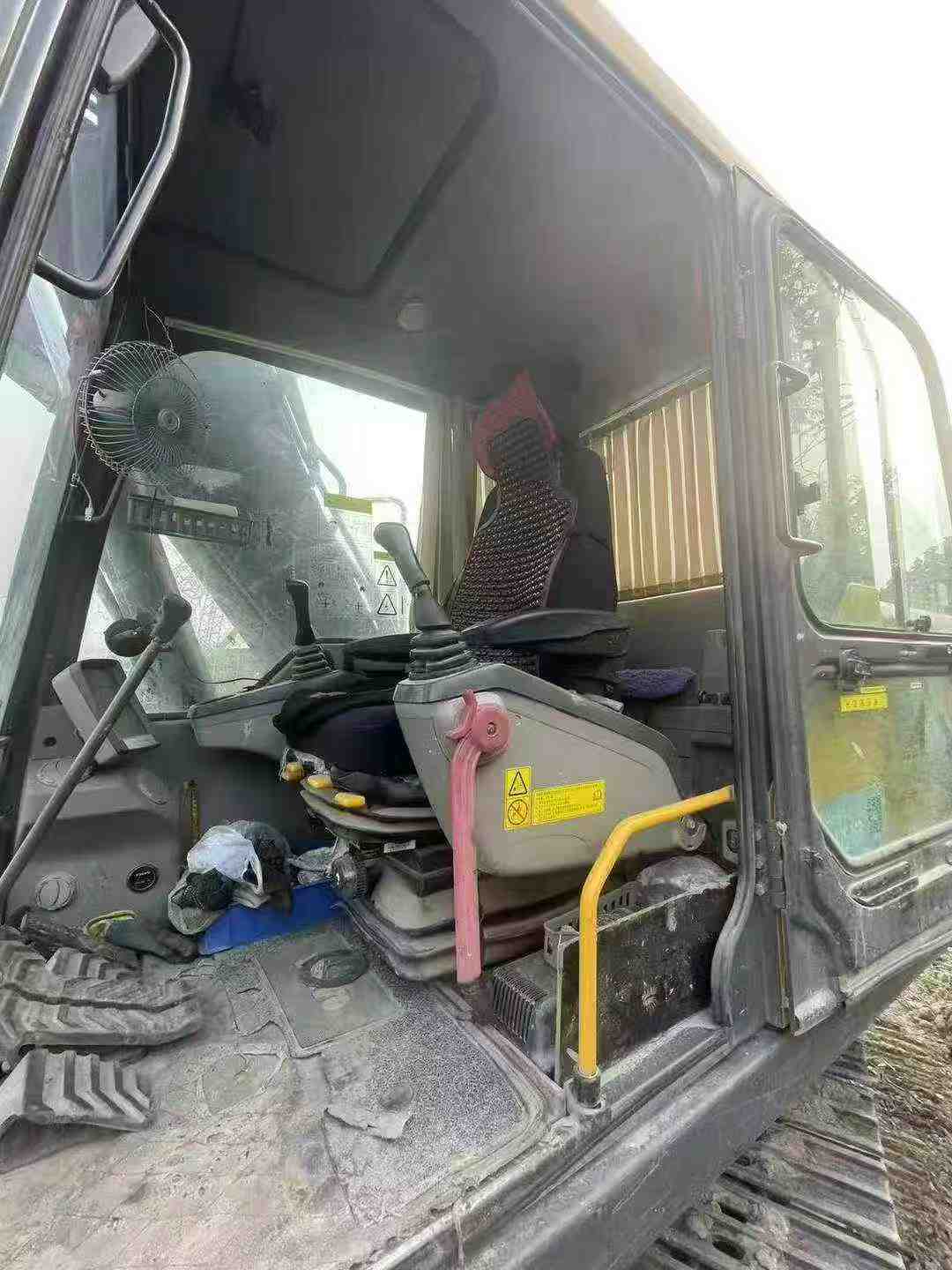 Buy Volvo L120E Used Excavator / 9 Buy Volvo L120E Used Excavator / 9