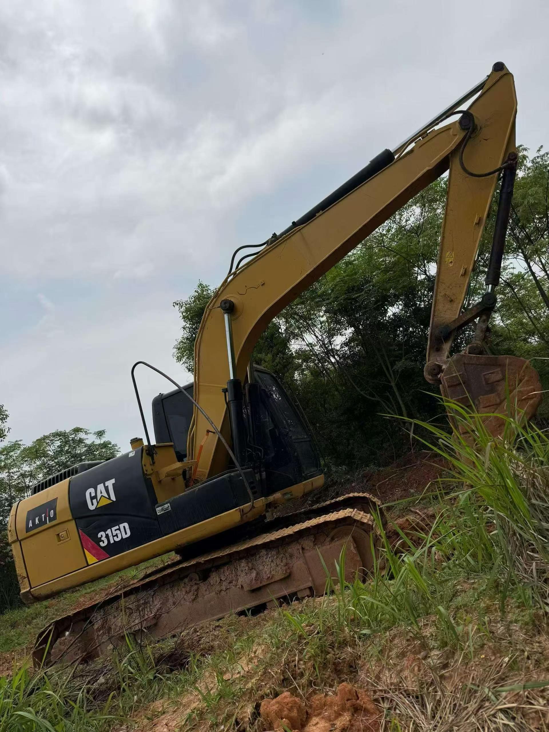 Buy Caterpillar 312D Used Excavator / 3