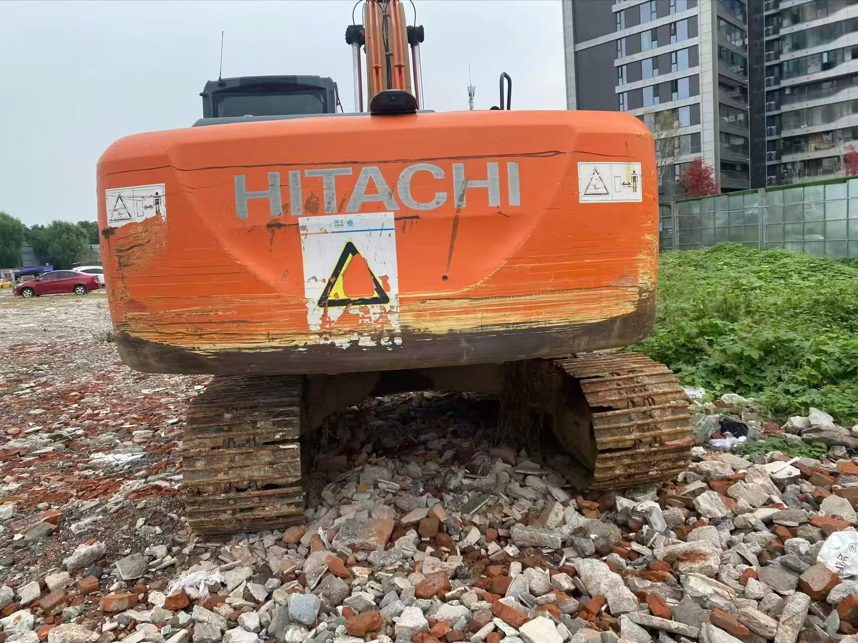 شراء Hitachi EX200-5 مستعمل حفارة