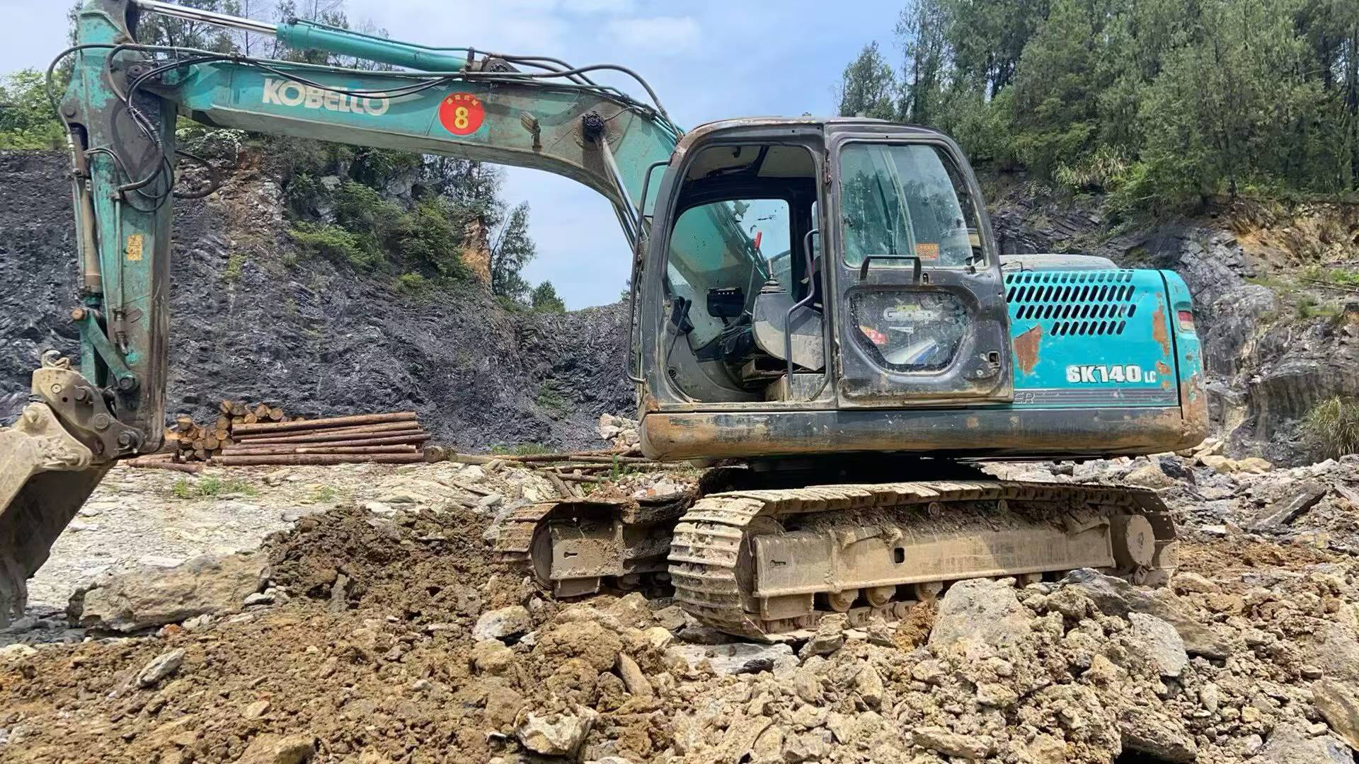 Buy Kobelco SK140 Used Excavator / 5 Buy Kobelco SK140 Used Excavator / 5