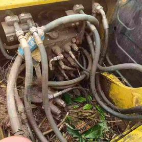 Buy Kobelco SK130 Used Excavator / 3 Buy Kobelco SK130 Used Excavator / 3
