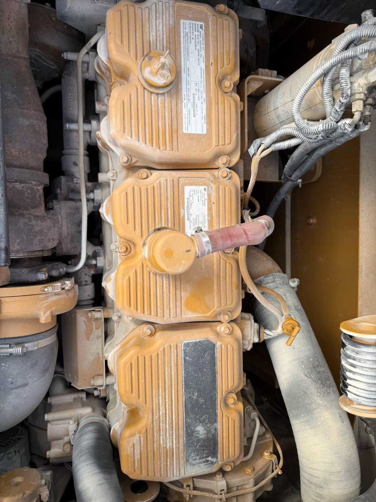 شراء حفارة Caterpillar 374D مستعملة / 5