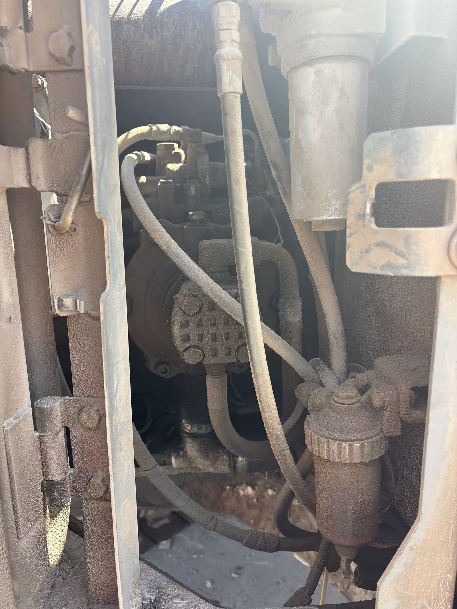 Buy Hitachi EX135UR Used Excavator / 3
