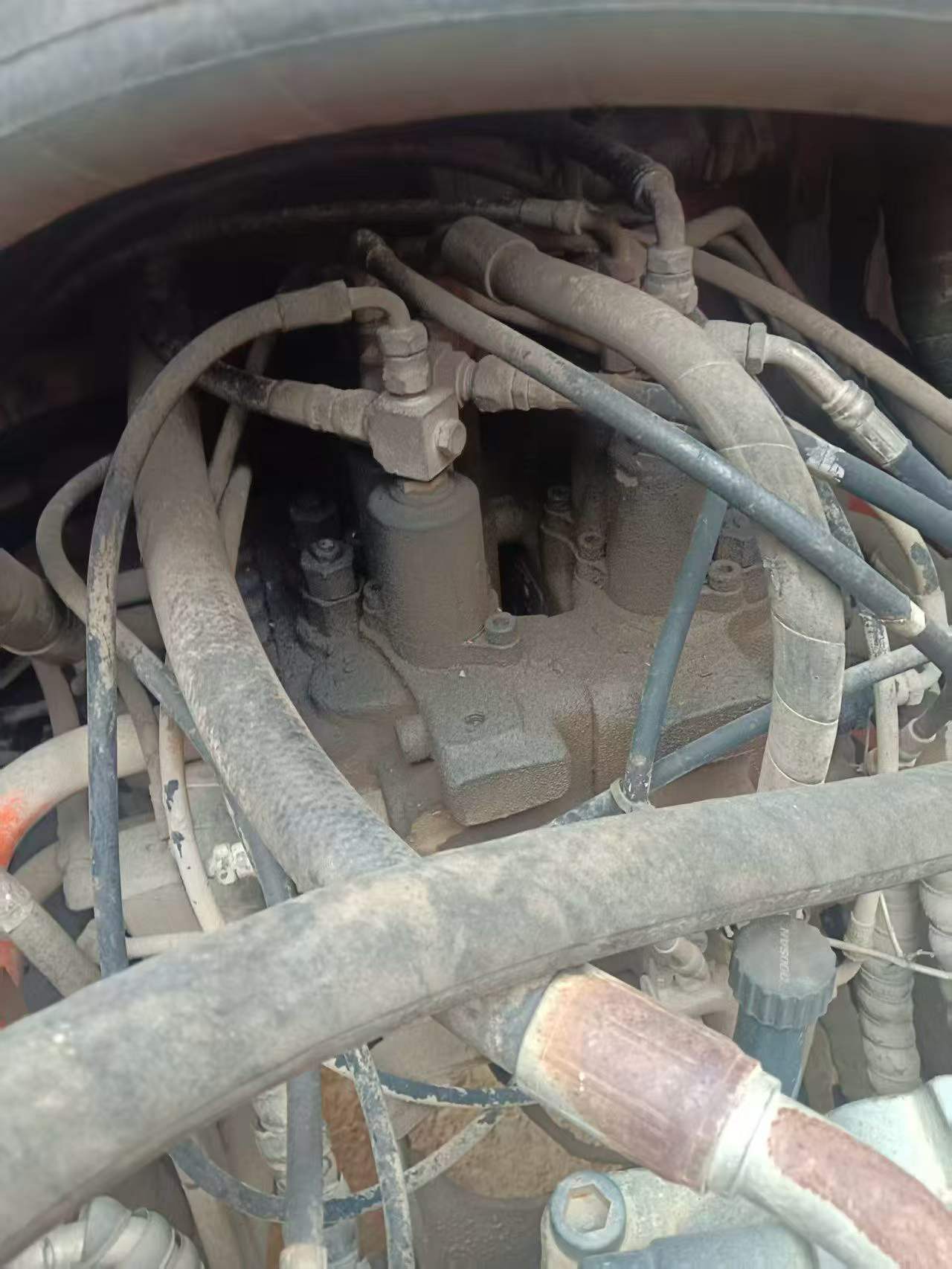 Buy Doosan DH215-9 Used Excavator / 6