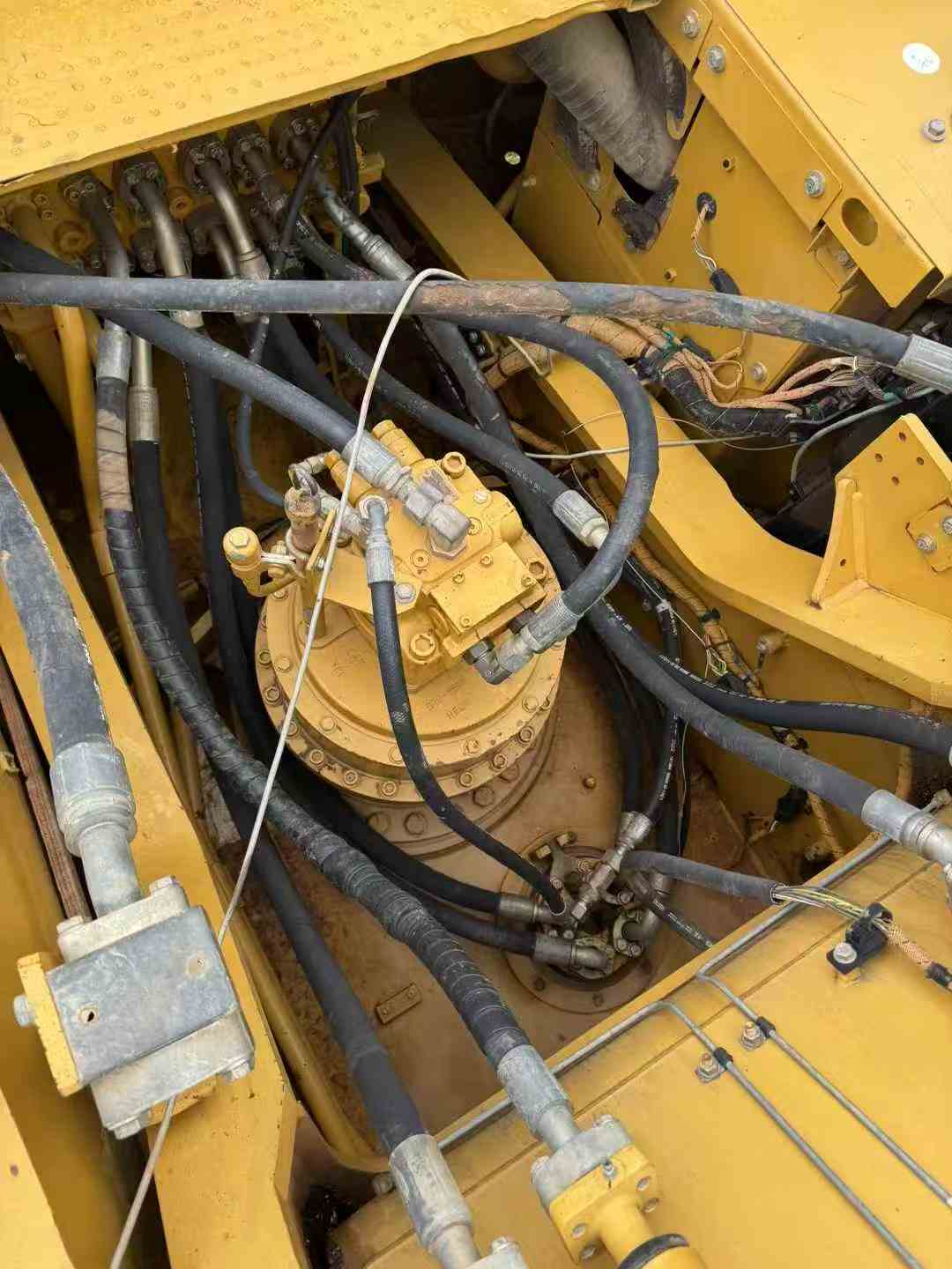 Buy Caterpillar 336E Used Excavator / 5