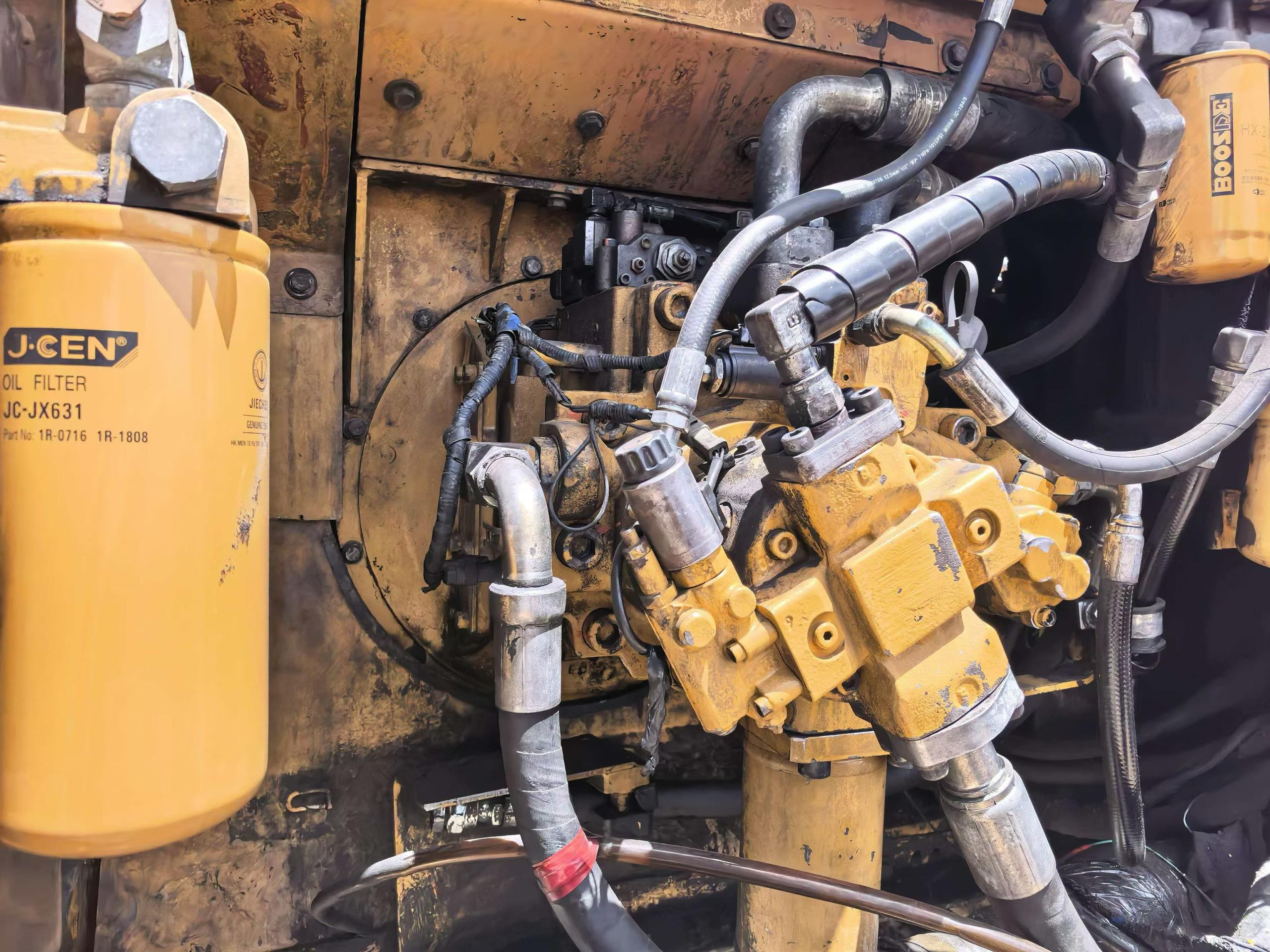 شراء حفارة Caterpillar 336E مستعملة / 4