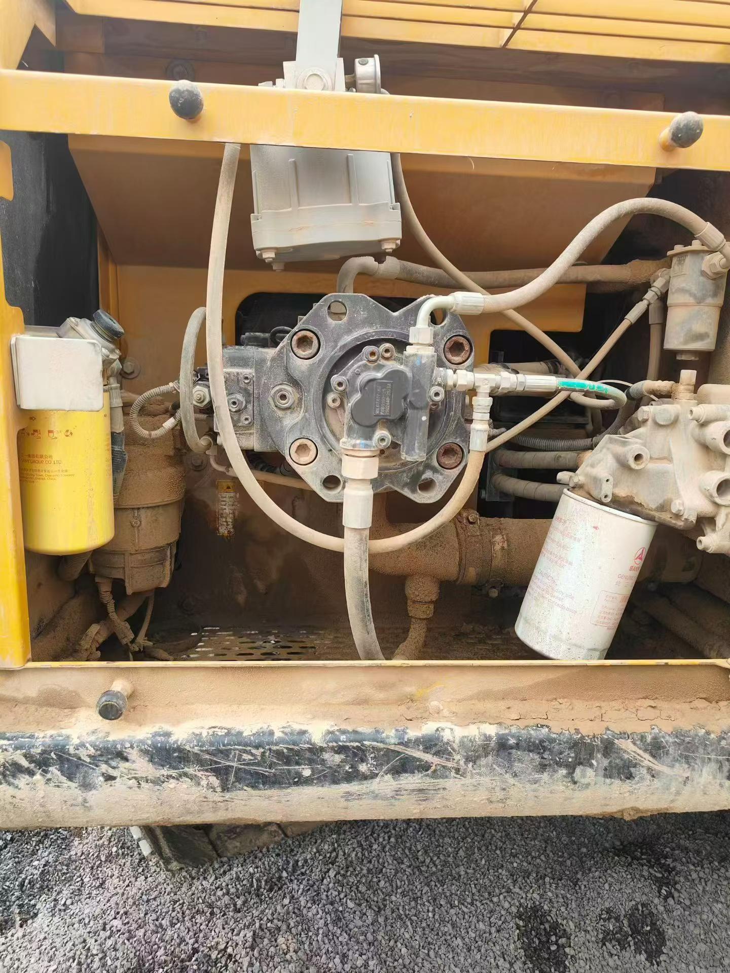 Buy Sany SY215C-8 Used Excavator / 9