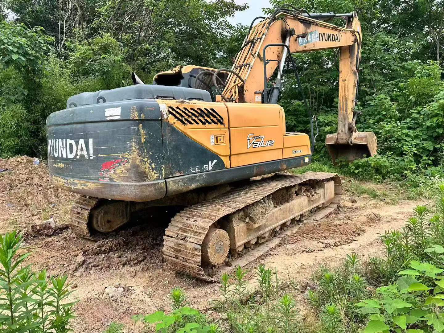 Buy Hyundai R225-7 Used Excavator / 1