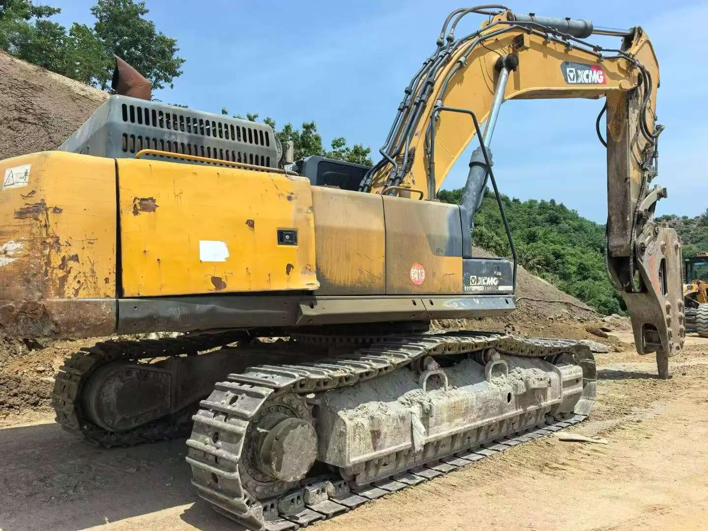 Buy XCMG LW520F Used Excavator / 2