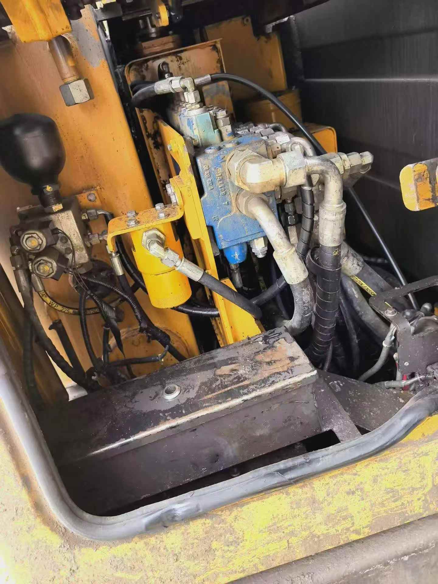 Buy Sany SY60 Used Excavator / 6