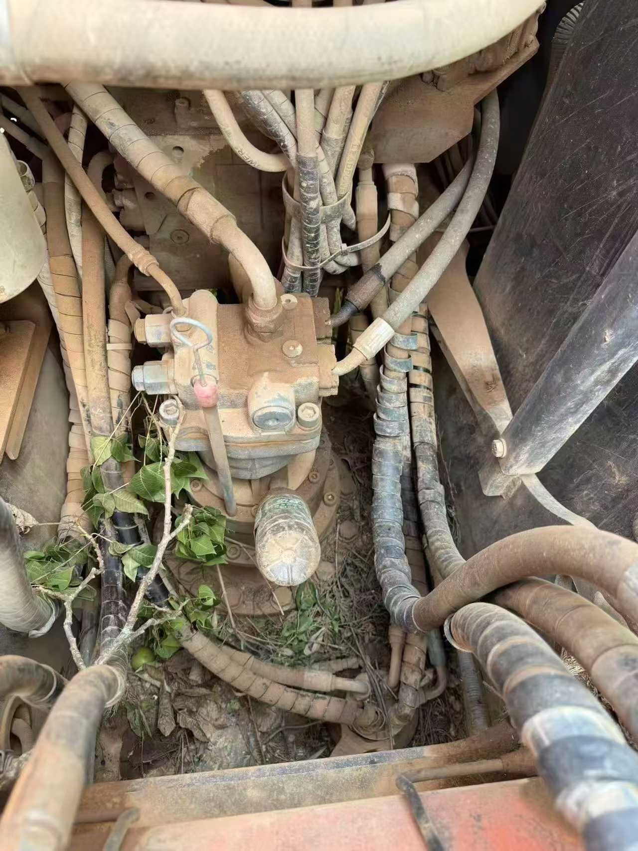 Buy Hitachi ZX130-5A Used Excavator / 4