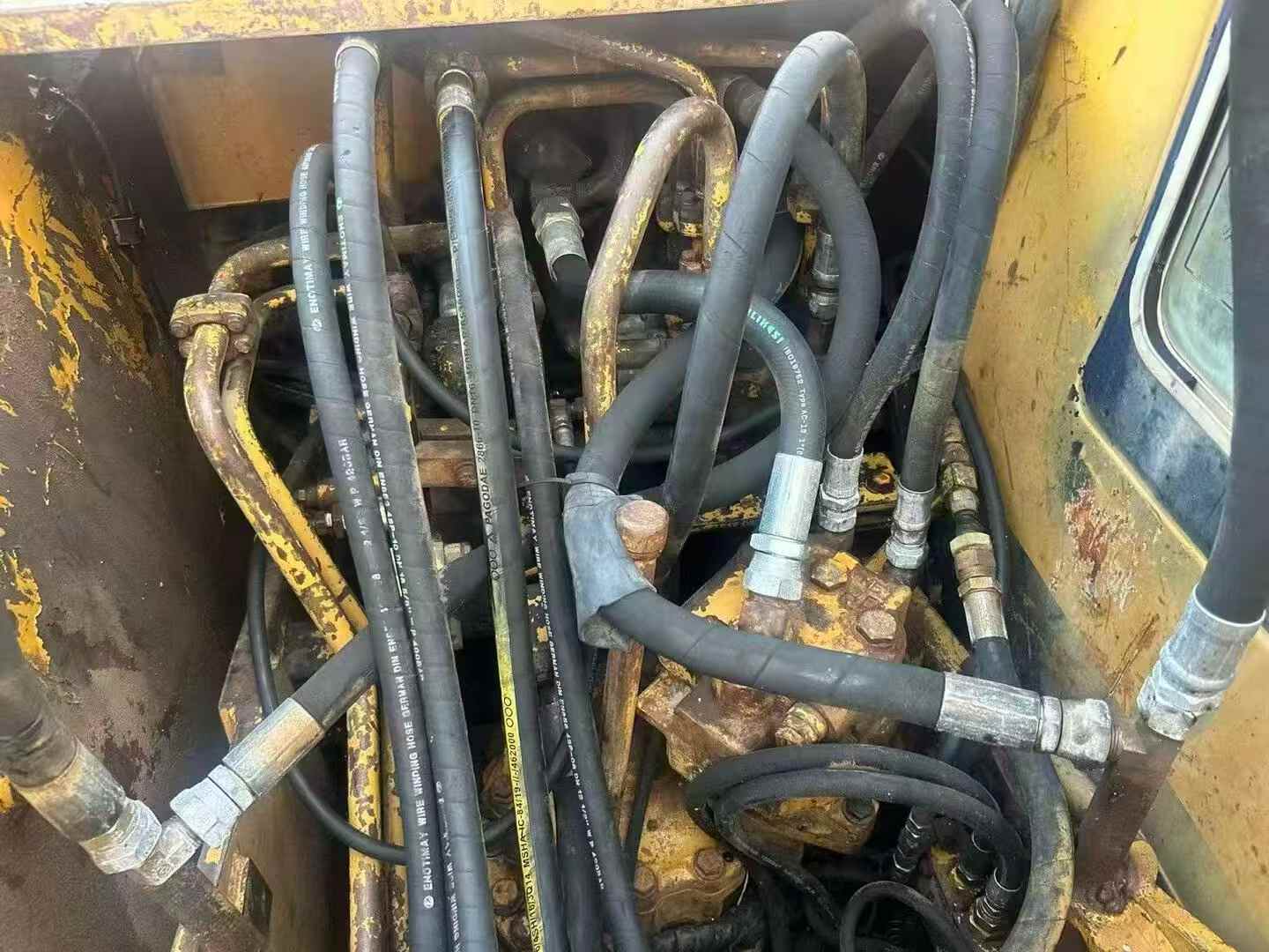 Buy Komatsu PC100-5 Used Excavator / 6