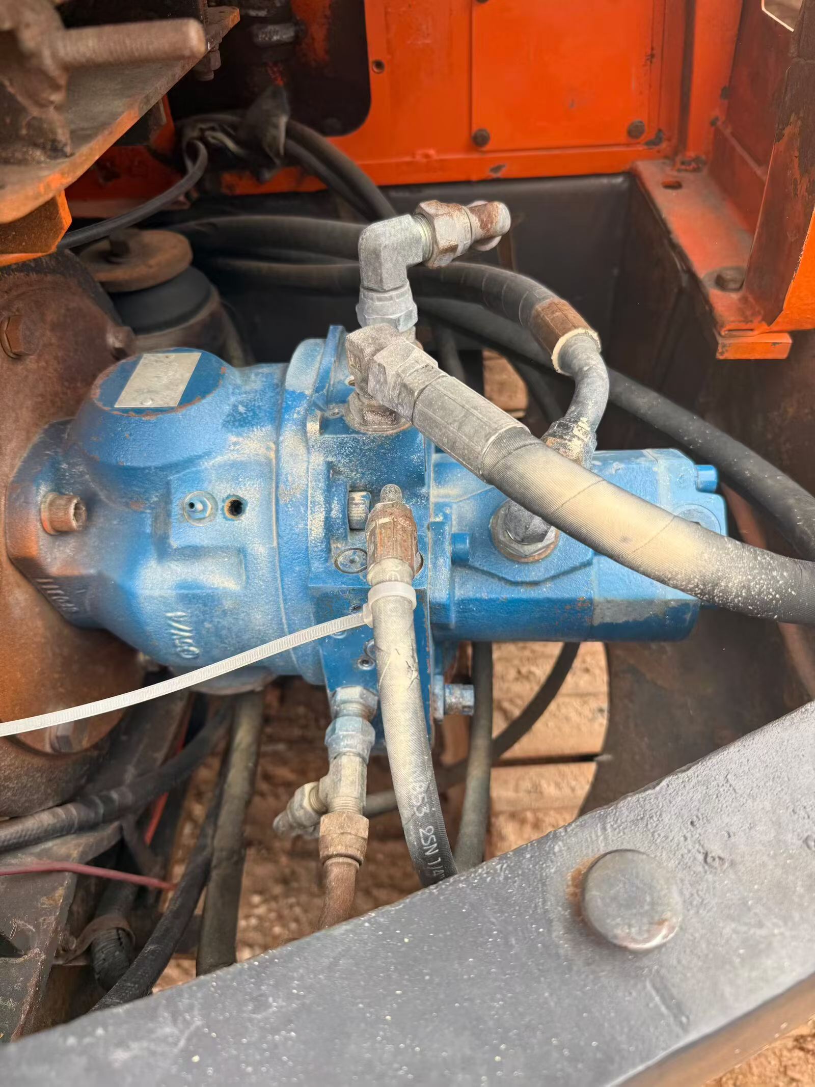 شراء حفارة Doosan DH55 مستعملة / 6