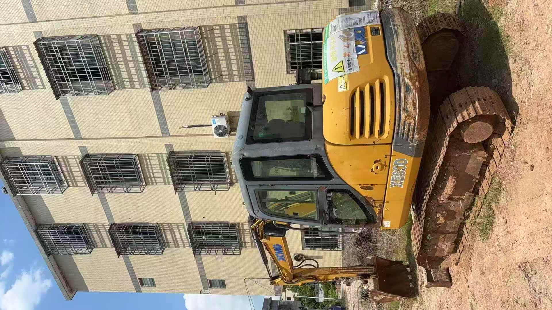 Buy XCMG LW60G Used Excavator / 4