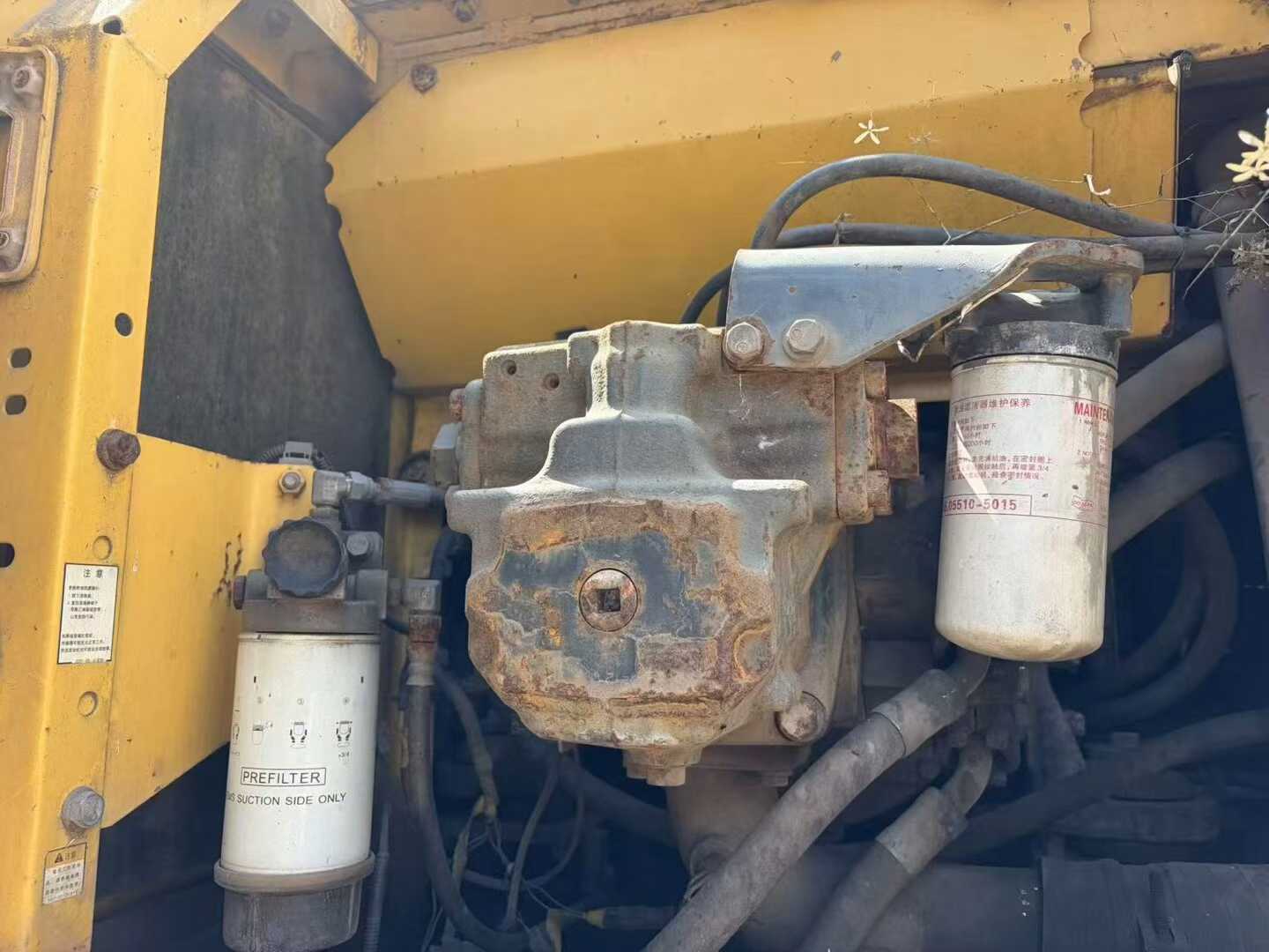 Buy Komatsu PC220-8 Used Excavator / 9