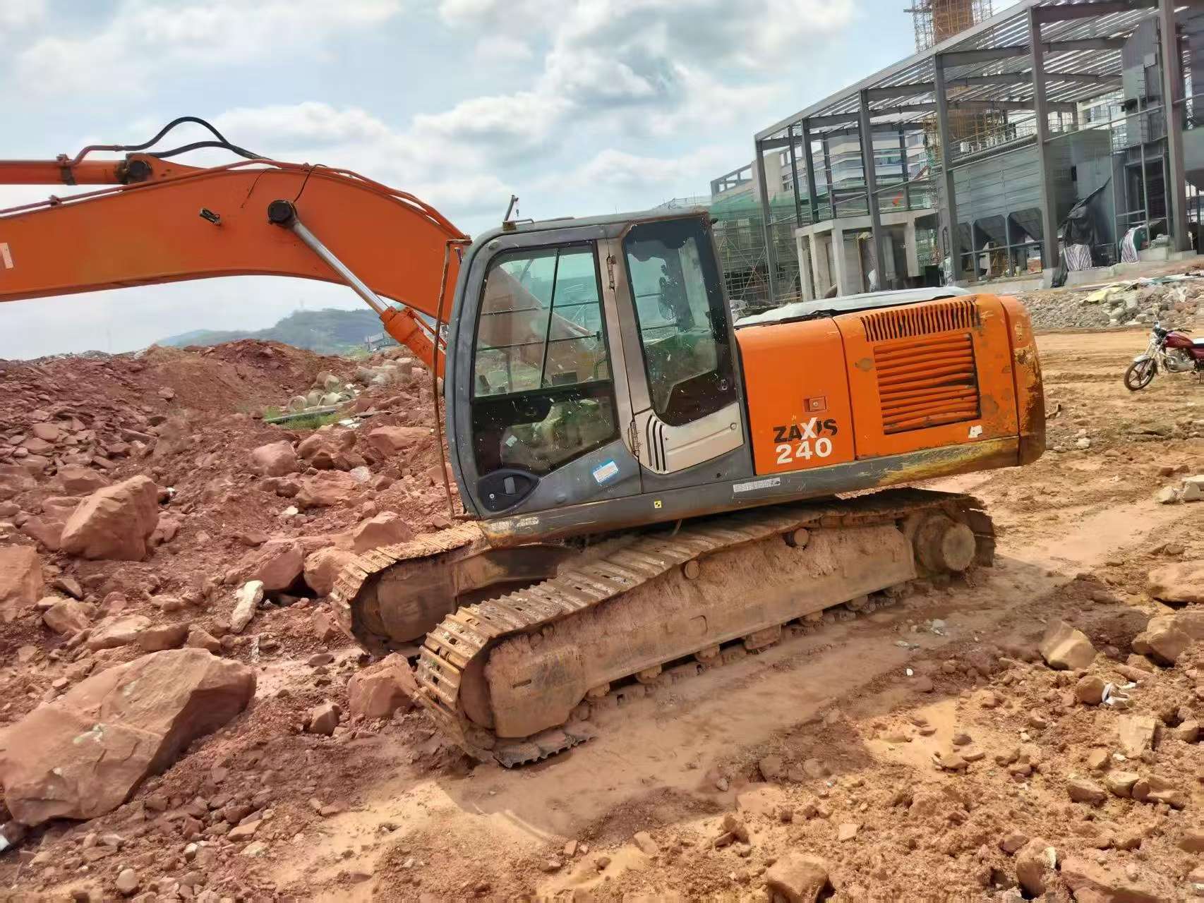 شراء Hitachi EX200-3 مستعمل حفارة