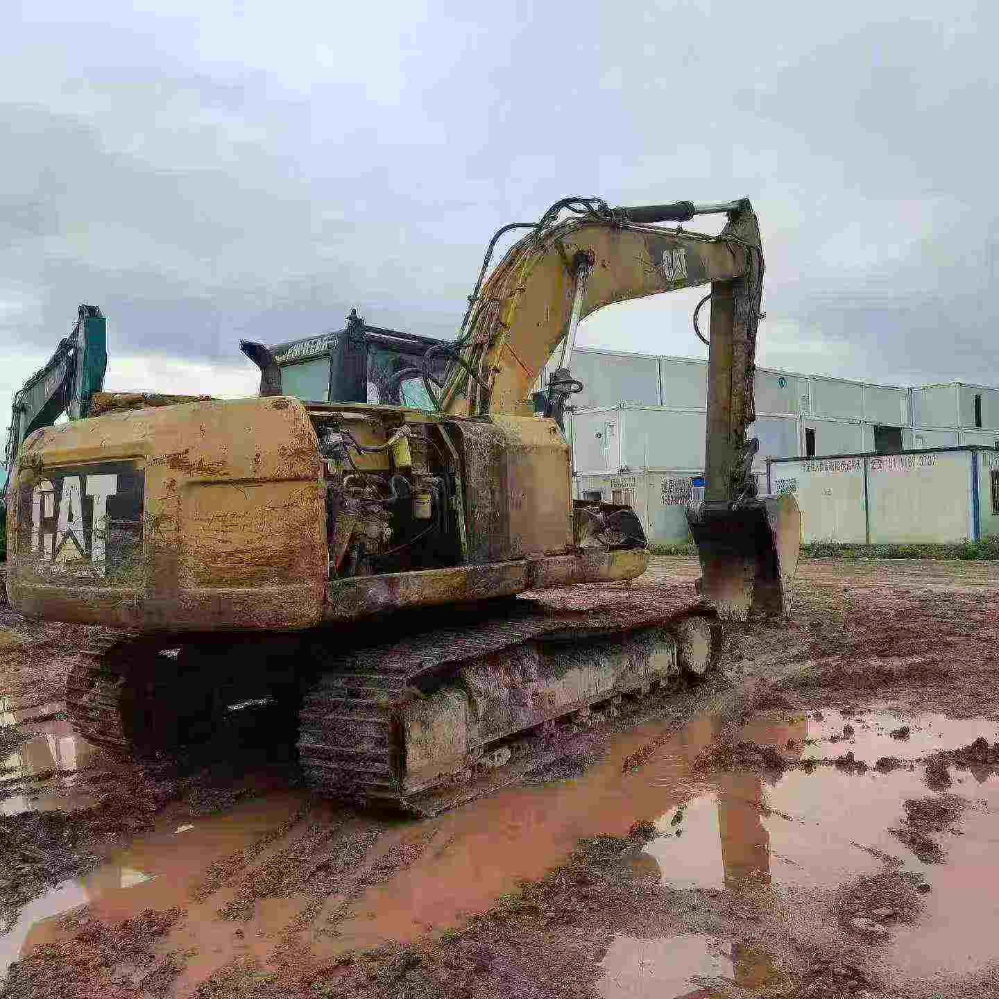 Buy Caterpillar 320D Used Excavator / 3