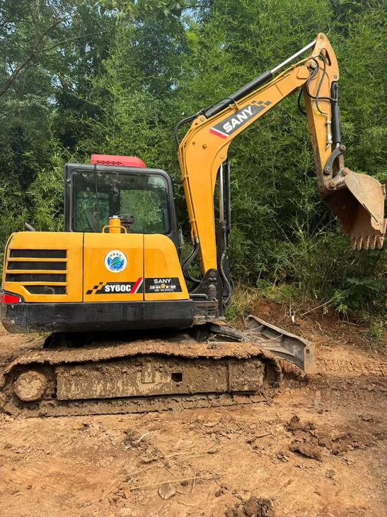 Buy Sany SY60 Used Excavator / 1