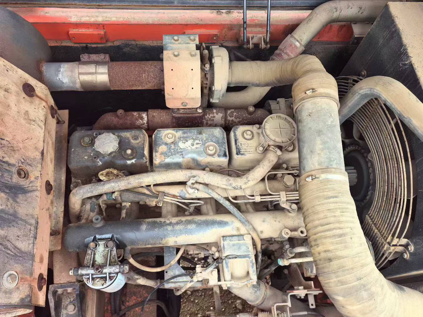 Buy Doosan DH300-7 Used Excavator / 4