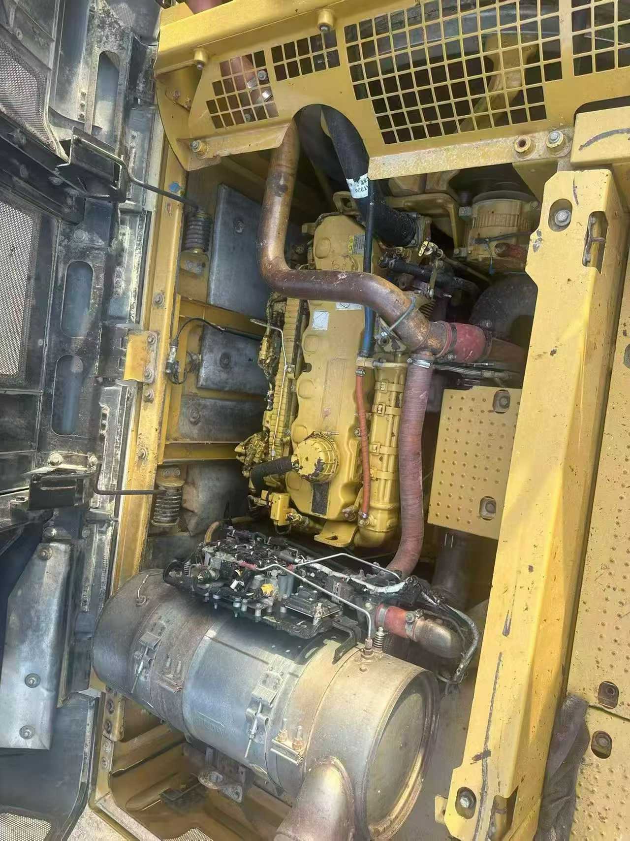 شراء حفارة Caterpillar 336EL مستعملة / 9