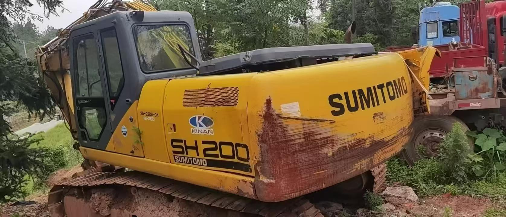 شراء حفارة Sumitomo SH200A5 مستعملة / 2