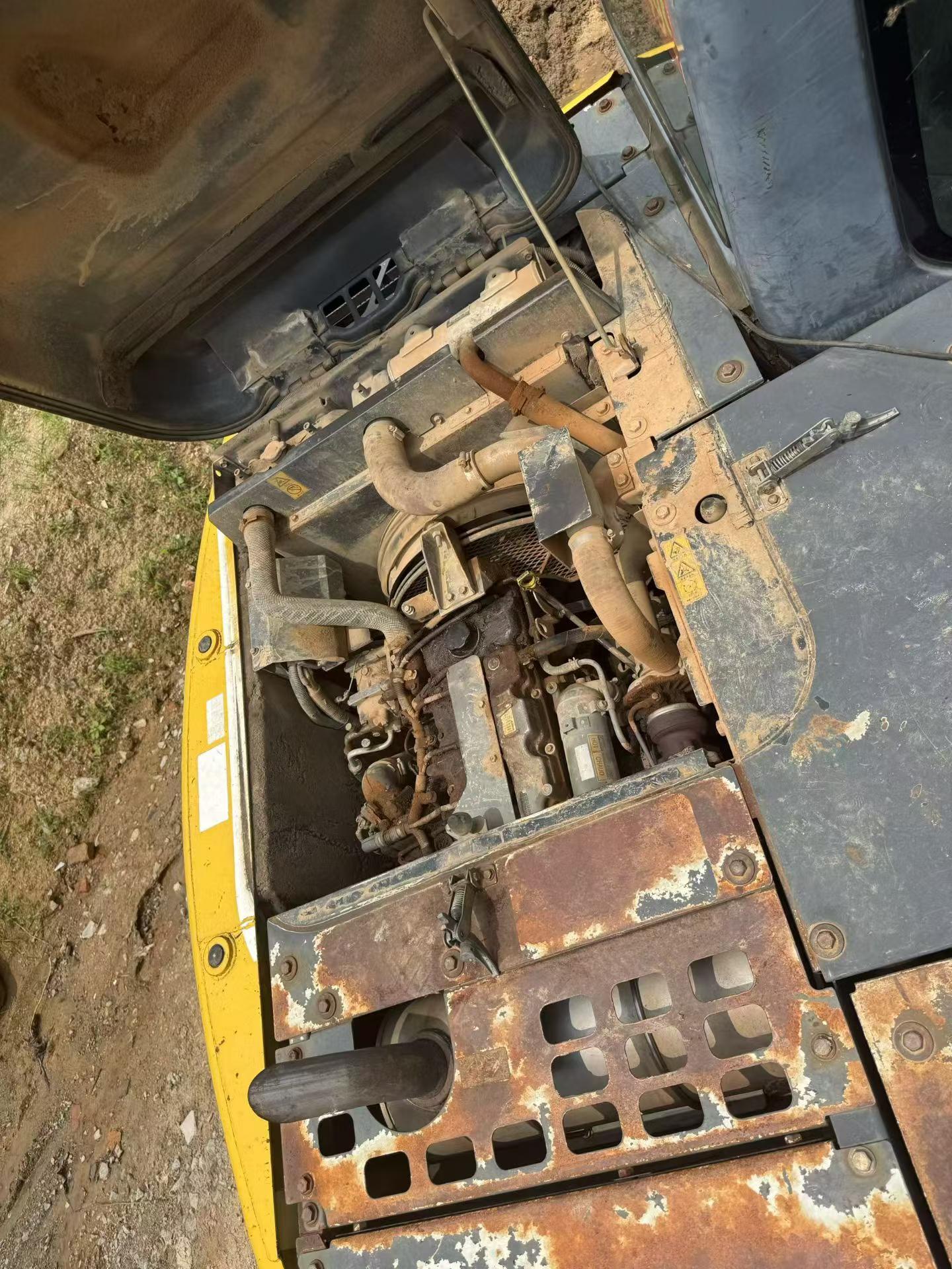 Buy Sumitomo SH120 Used Excavator / 3