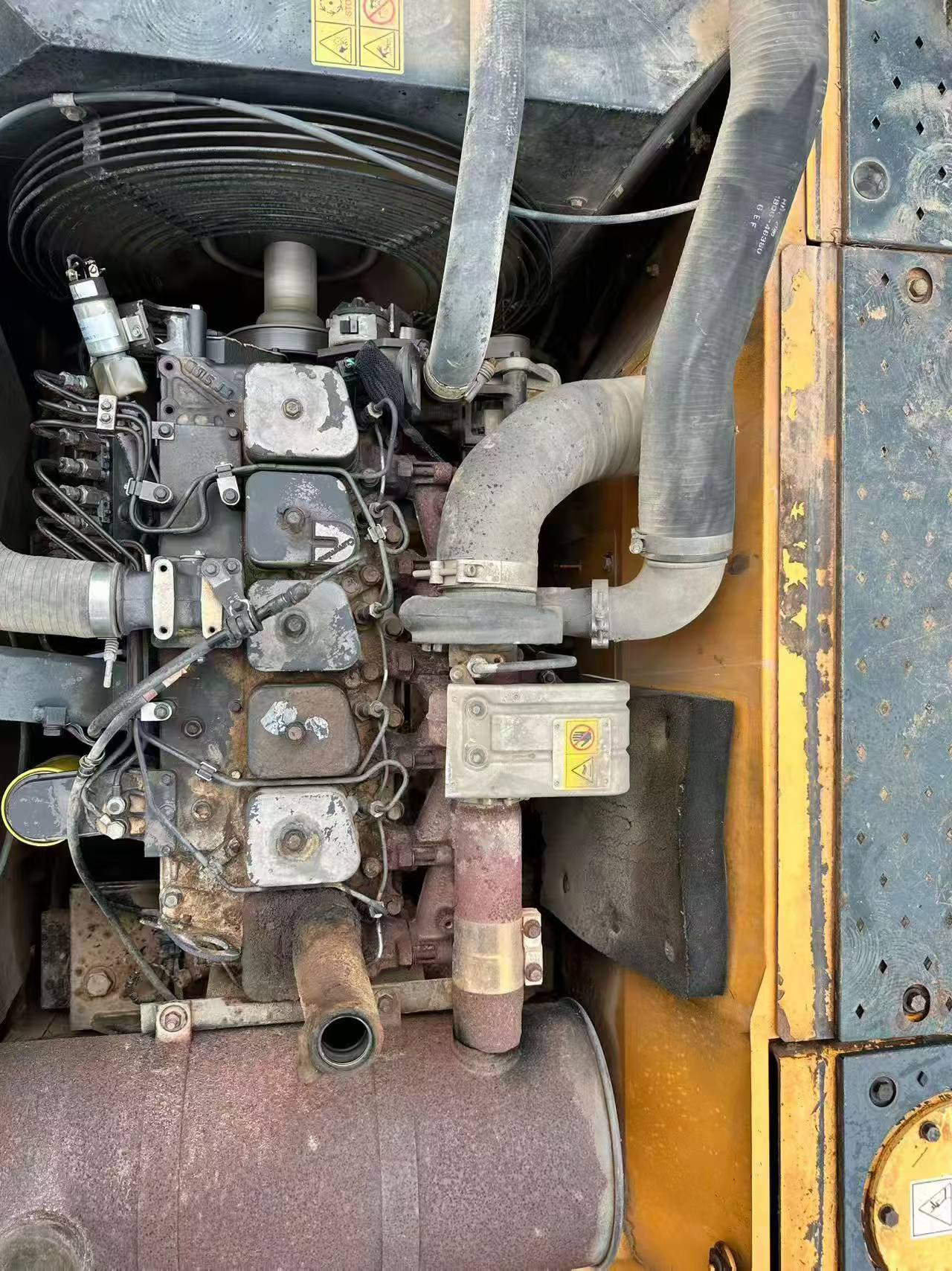 Buy Hyundai R225-7 Used Excavator / 6 Buy Hyundai R225-7 Used Excavator / 6