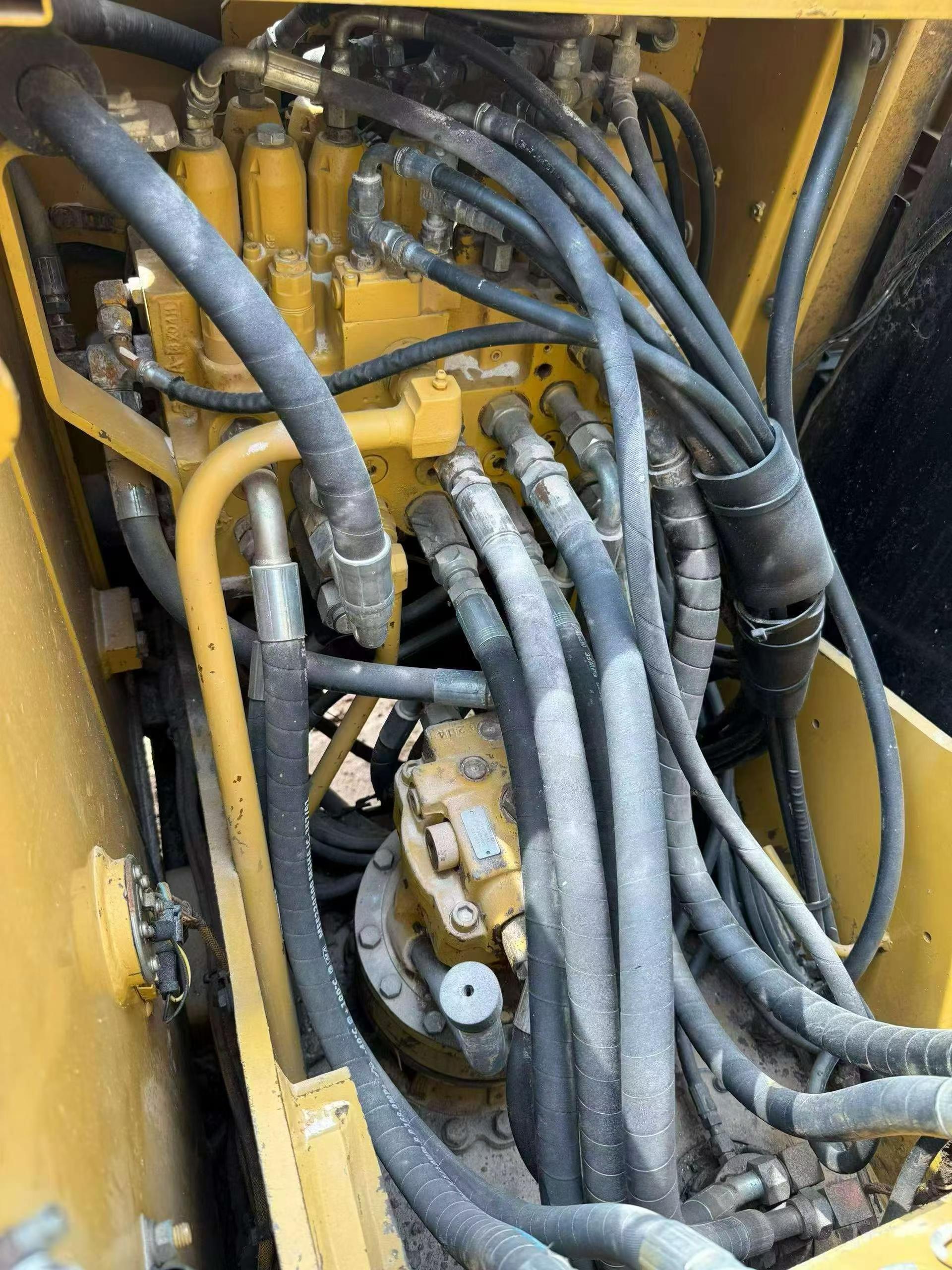 Buy Caterpillar 312D Used Excavator / 6