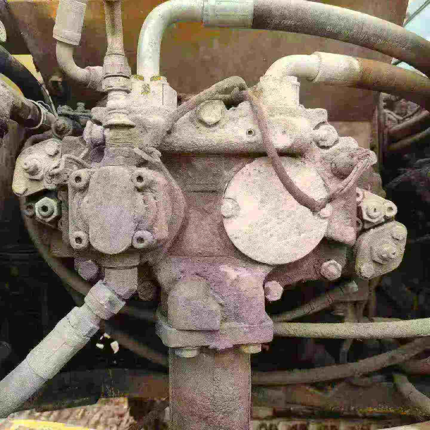 شراء حفارة Caterpillar 323D2L مستعملة / 5