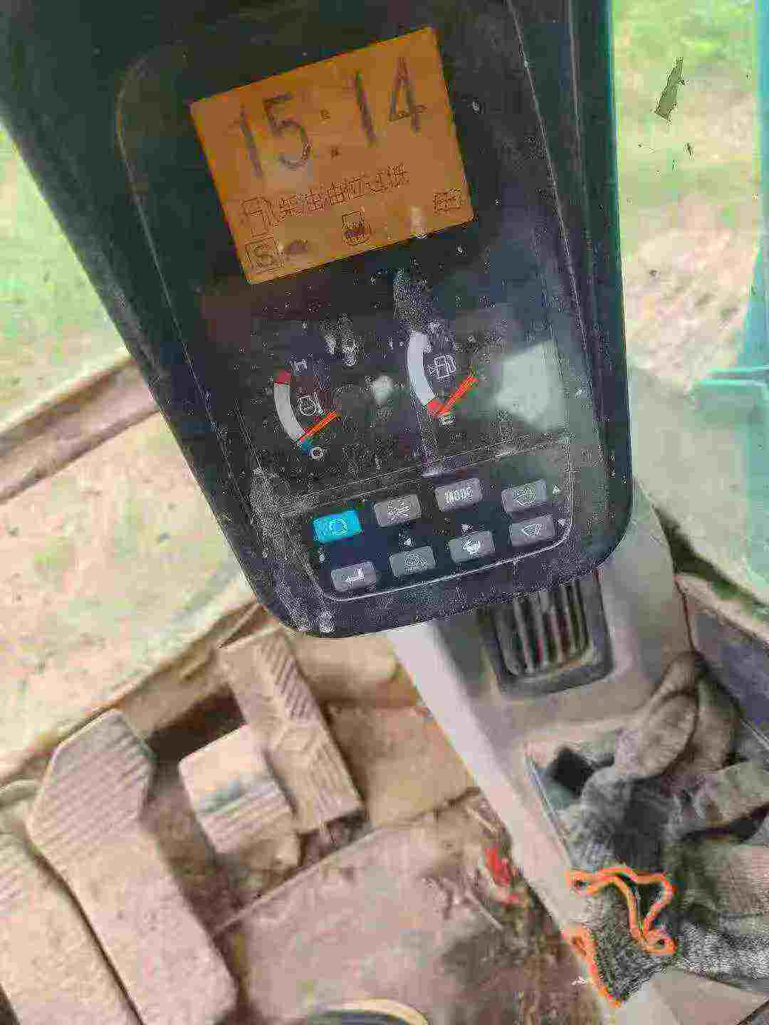 Buy Kobelco SK130 Used Excavator / 6