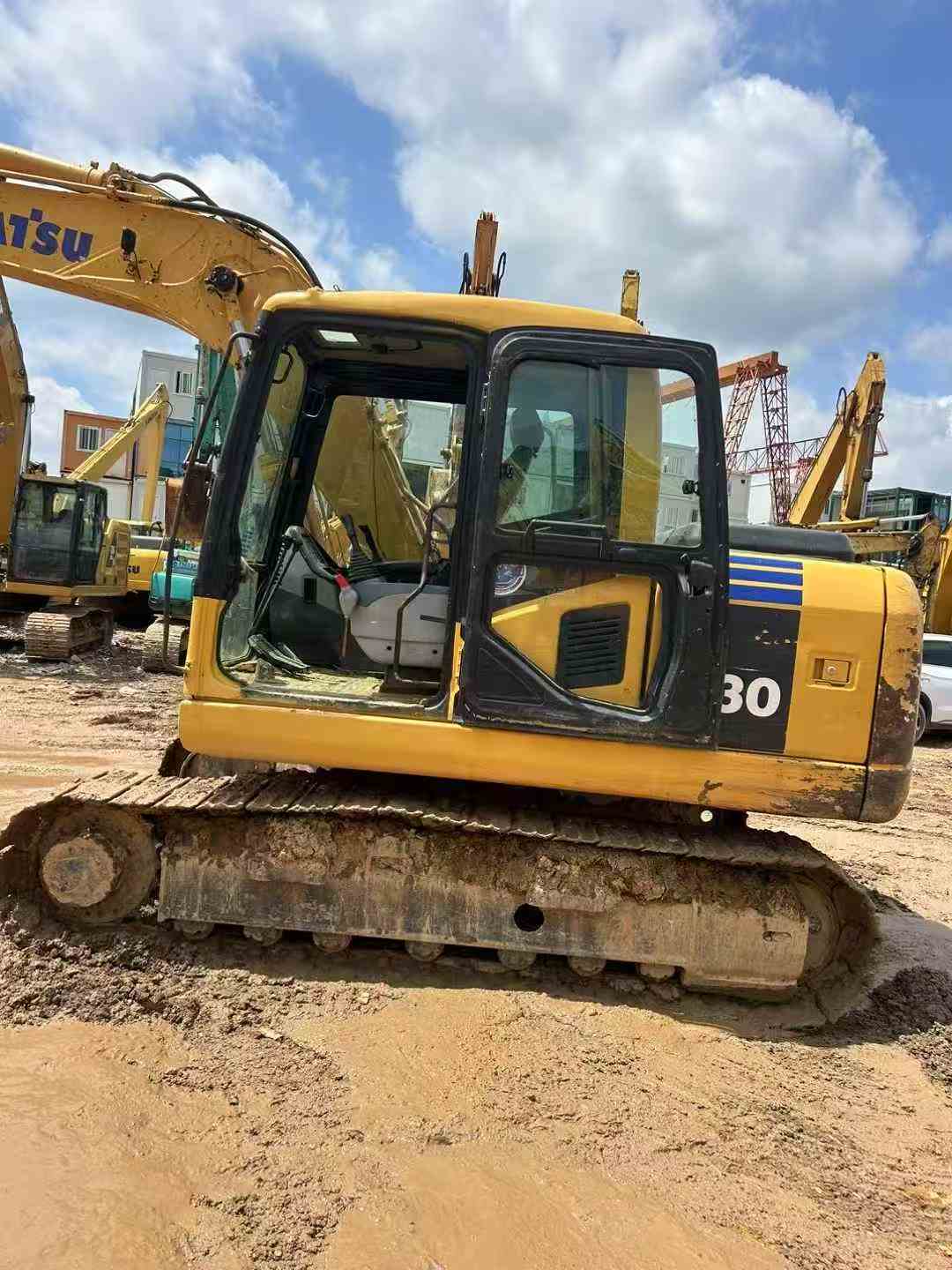 Buy Komatsu PC130-7 Used Excavator / 5