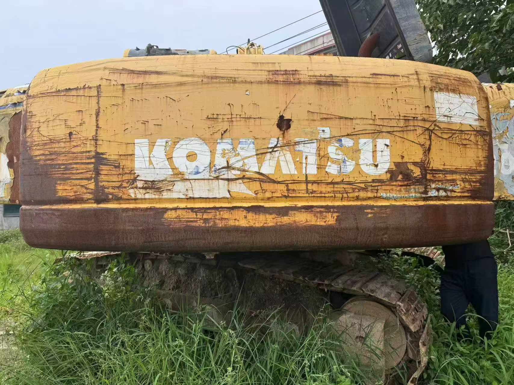 Buy Komatsu PC200-8 Used Excavator / 8