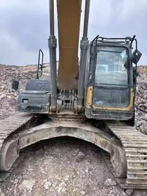 Buy XCMG XE270DK Used Excavator / 4 Buy XCMG XE270DK Used Excavator / 4