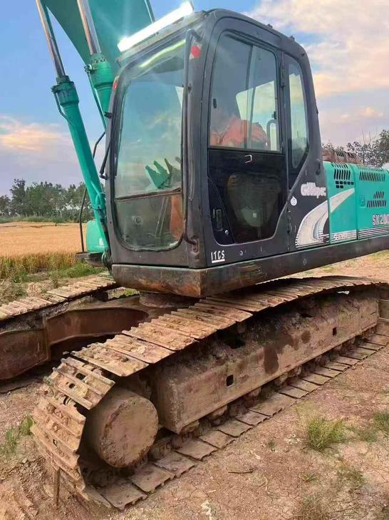 Buy Kobelco SK2008 Used Excavator / 1