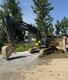 Buy JohnDeere E210LC Used Excavator / 2 Buy JohnDeere E210LC Used Excavator / 2