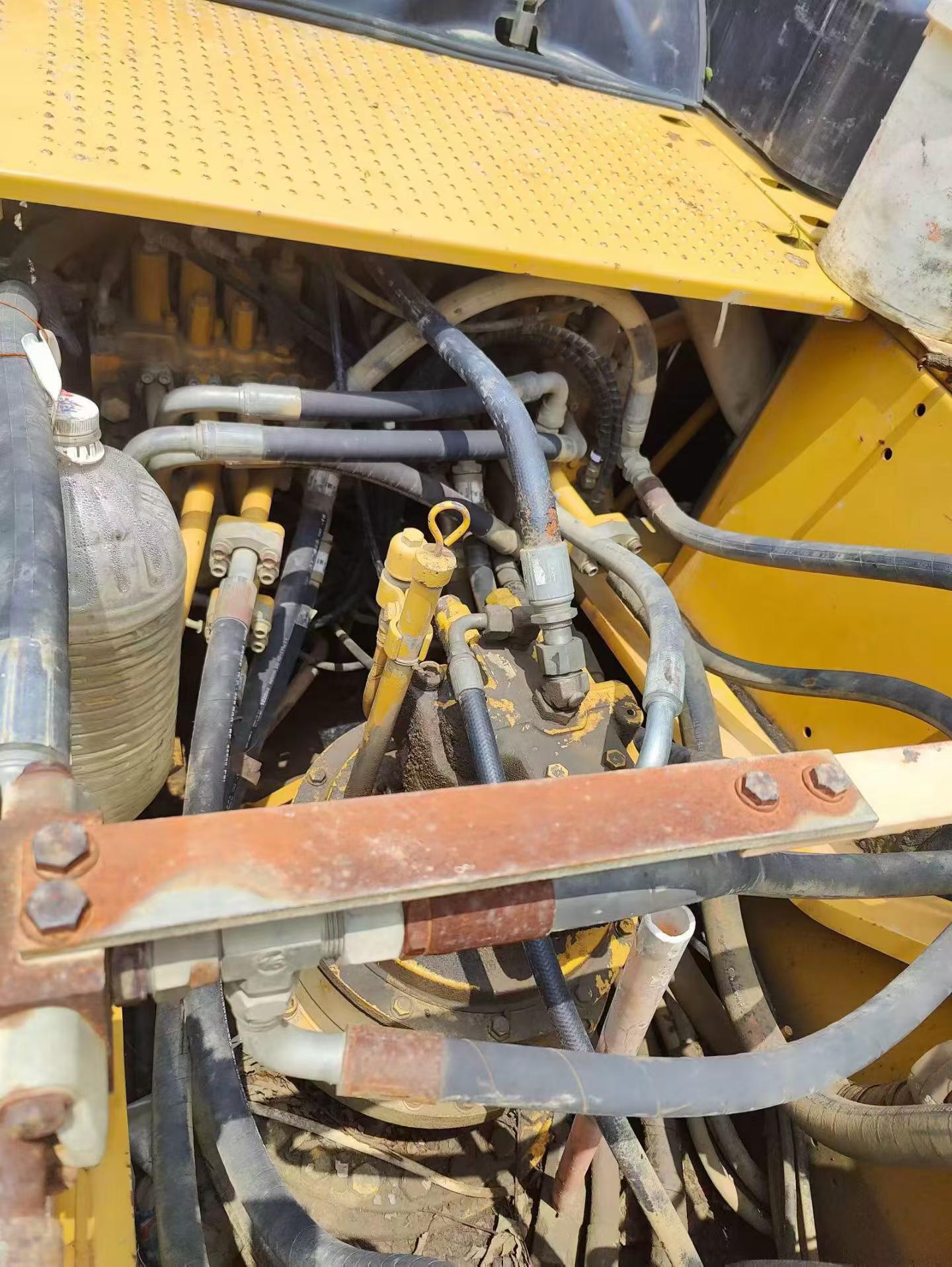 Buy Caterpillar 340D2L Used Excavator / 6 Buy Caterpillar 340D2L Used Excavator / 6