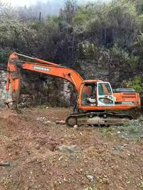 Buy Doosan DH225-9 Used Excavator / 3 Buy Doosan DH225-9 Used Excavator / 3