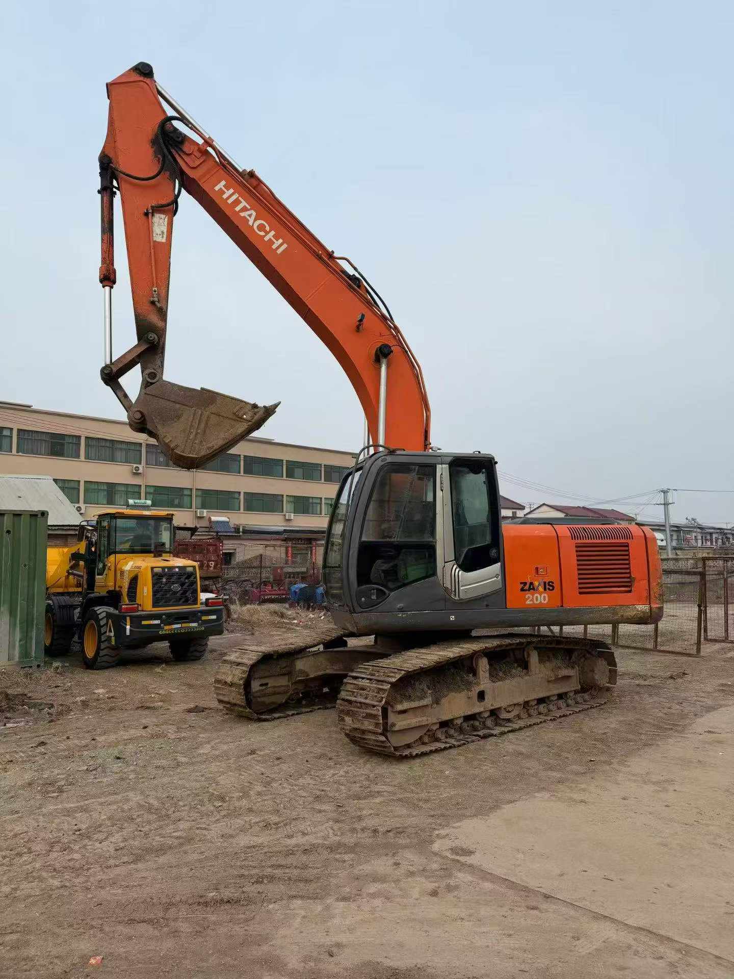 Buy Hitachi EX200-3 Used Excavator / 2