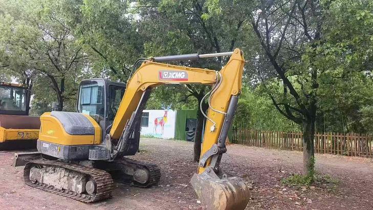 Buy XCMG XE60 Used Excavator / 1