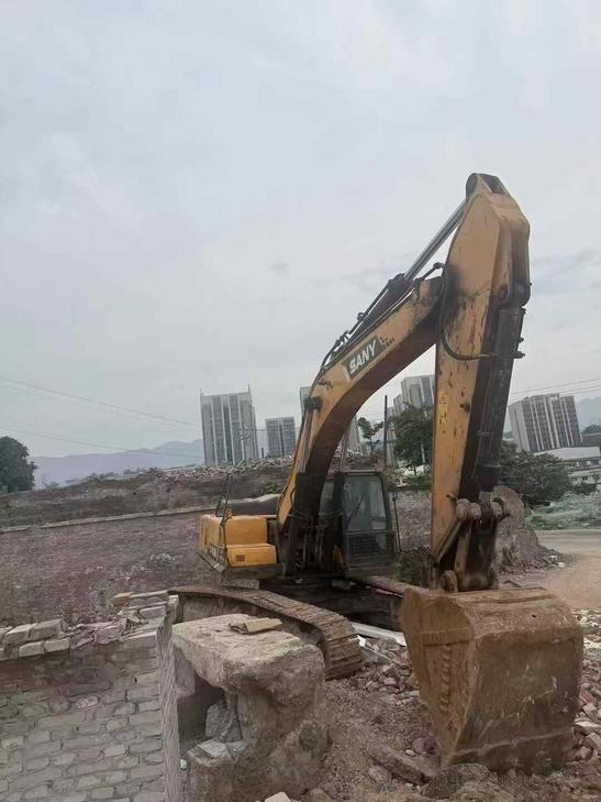 Buy Sany SY305C Used Excavator / 1