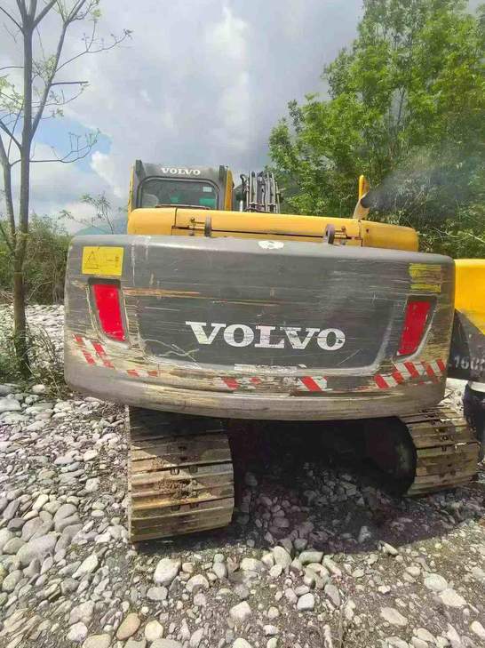 Buy Volvo EC140 Used Excavator / 1