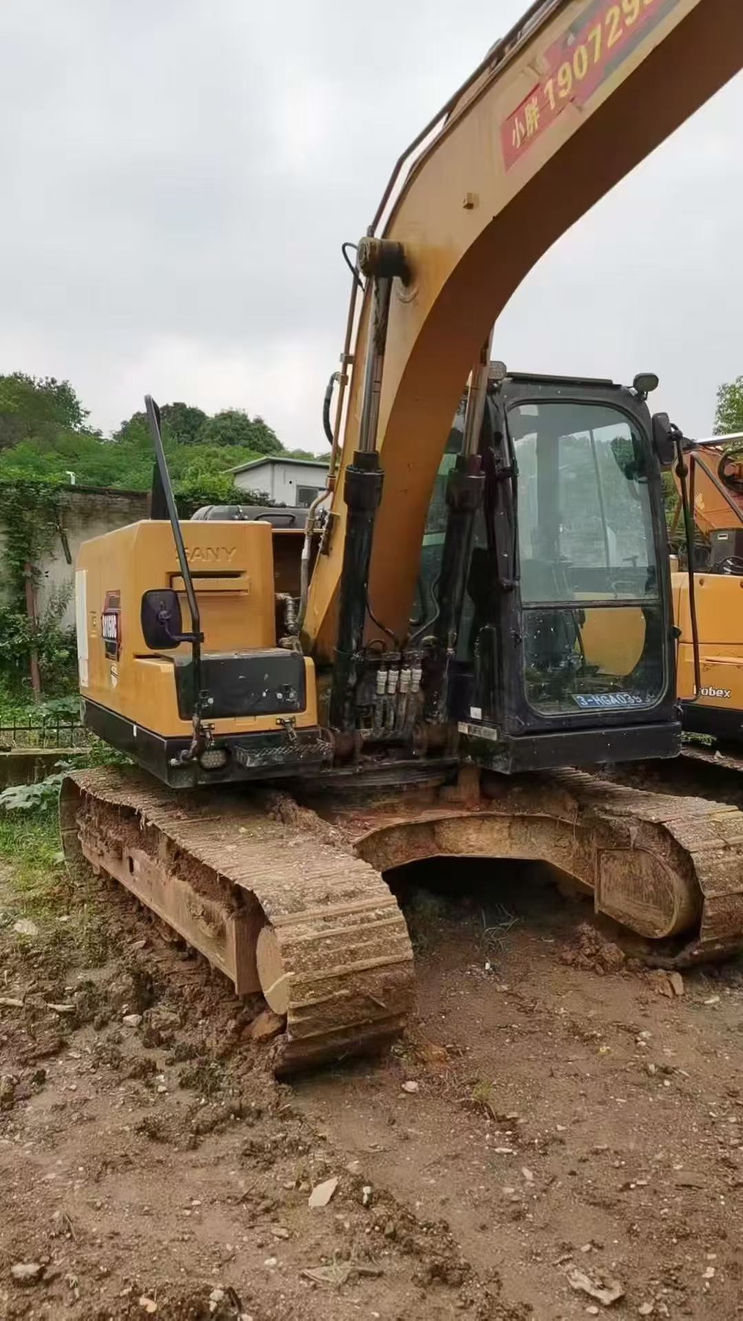 Buy Sany SY135 Used Excavator / 2 Buy Sany SY135 Used Excavator / 2