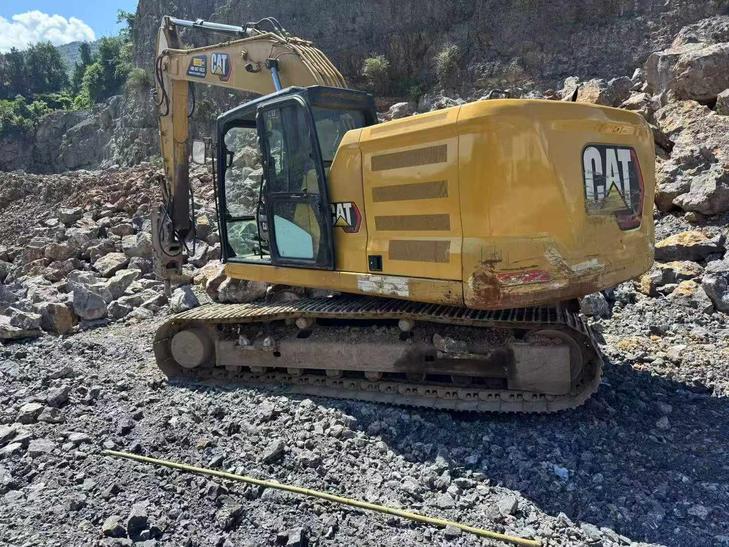 Buy Caterpillar 320A Used Excavator / 1