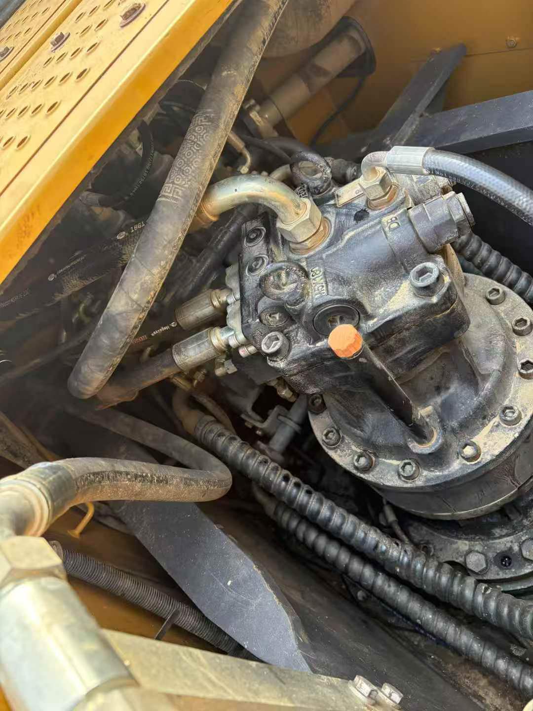 Buy XCMG XE200 Used Excavator / 3 Buy XCMG XE200 Used Excavator / 3