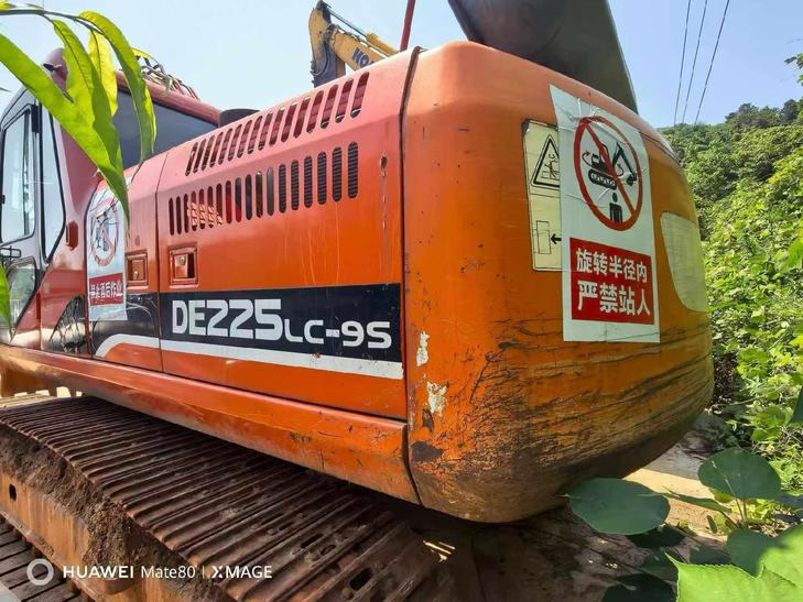 Buy Doosan S225 Used Excavator / 1